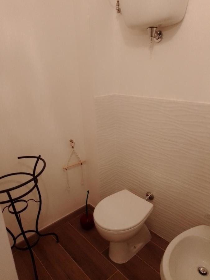 Casa Carducci Affittacamere Monteleto Buitenkant foto