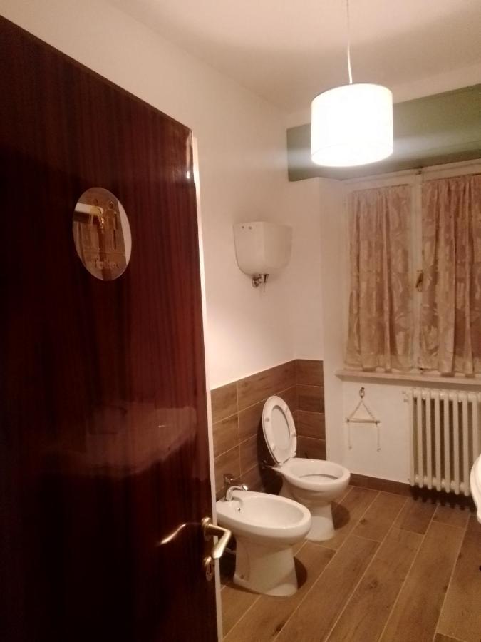 Casa Carducci Affittacamere Monteleto Buitenkant foto